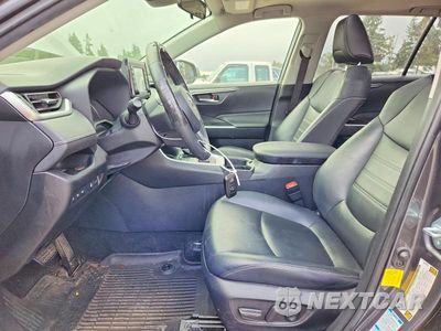 Zdjęcie 7 z 13 samochodu: 2019 TOYOTA RAV4 XLE PREMIUM VIN:JTMA1RFV9KD504549 - miniatura