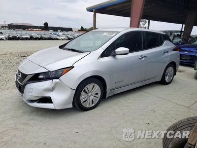 2018 NISSAN LEAF S 1N4AZ1CP8JC306457 - główne zdjęcie licytacji z USA - miniatura