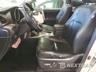 Zdjęcie 7 z 13 samochodu: 2012 TOYOTA 4RUNNER LIMITED VIN:JTEBU5JR6C5103773 - miniatura