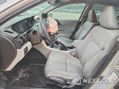 Zdjęcie 7 z 13 samochodu: 2017 HONDA ACCORD LX VIN:1HGCR2F39HA209633 - miniatura