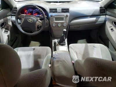 Zdjęcie 8 z 13 samochodu: 2011 TOYOTA CAMRY BASE VIN:4T1BF3EK3BU633005 - miniatura