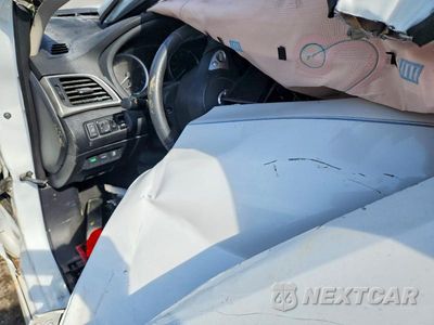 Zdjęcie 8 z 13 samochodu: 2016 NISSAN SENTRA SR VIN:3N1AB7AP0GY267404 - miniatura