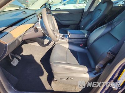 Zdjęcie 7 z 13 samochodu: 2023 TESLA MODEL Y VIN:7SAYGDEE2PA063963 - miniatura