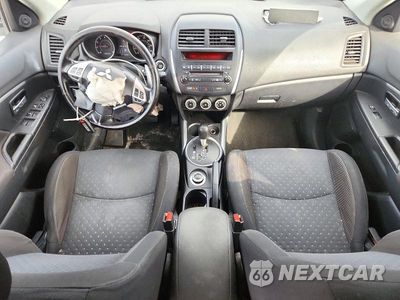 Zdjęcie 8 z 12 samochodu: 2011 MITSUBISHI OUTLANDER SPORT SE VIN:JA4AR4AUXBZ013270 - miniatura