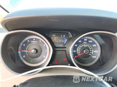 Zdjęcie 9 z 12 samochodu: 2016 HYUNDAI ELANTRA VALUE EDITION VIN:KMHDH4AEXGU629470 - miniatura