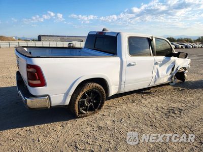 Trzecie zdjęcie samochodu z tyłu: 2021 RAM 1500 LARAMIE VIN:1C6SRFJT8MN602672 - miniatura