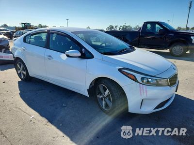 Czwarte zdjęcie samochodu z boku: 2018 KIA FORTE LX VIN:3KPFL4A7XJE265294 - miniatura