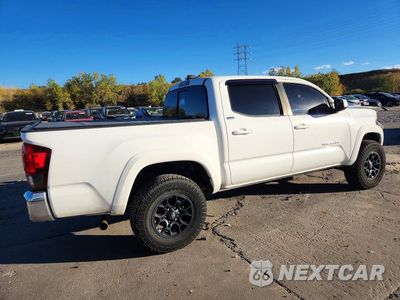 Trzecie zdjęcie samochodu z tyłu: 2022 TOYOTA TACOMA SR5 V6 VIN:3TMAZ5CN1NM179426 - miniatura