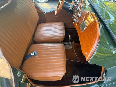 Piąte zdjęcie samochodu w środku: 1952 MGTD REPLICA 1989 KIT CAR AUTOMATIC TRANS VIN:FM2667 - miniatura