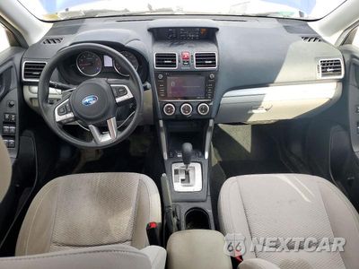 Zdjęcie 8 z 13 samochodu: 2017 SUBARU FORESTER 2.5I PREMIUM VIN:JF2SJAEC9HH521098 - miniatura