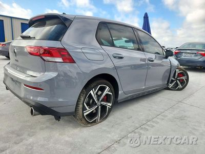 Trzecie zdjęcie samochodu z tyłu: 2025 VOLKSWAGEN GTI SE VIN:WVWSA7CD4SW215586 - miniatura