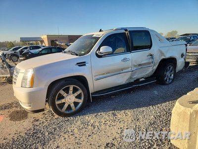 2011 CADILLAC ESCALADE EXT LUXURY 3GYT4MEF1BG225848 - główne zdjęcie licytacji z USA - miniatura