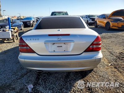 Zdjęcie 6 z 12 samochodu: 2001 MERCEDES-BENZ SLK 320 VIN:WDBKK65F01F197946 - miniatura