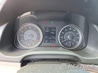 Zdjęcie 9 z 12 samochodu: 2019 HYUNDAI ELANTRA SE VIN:5NPD74LF4KH434674 - miniatura