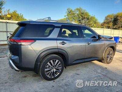 Trzecie zdjęcie samochodu z tyłu: 2022 NISSAN PATHFINDER SL VIN:5N1DR3CB0NC263838 - miniatura