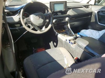Zdjęcie 8 z 13 samochodu: 2020 TOYOTA RAV4 LE VIN:2T3F1RFV7LC102556 - miniatura