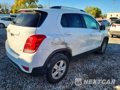 Trzecie zdjęcie samochodu z tyłu: 2020 CHEVROLET TRAX 1LT VIN:KL7CJPSB6LB313447 - miniatura