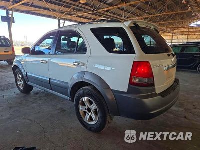 Drugie zdjęcie samochodu z przodu: 2004 KIA SORENTO EX VIN:KNDJD733945280467 - miniatura