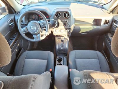 Zdjęcie 8 z 13 samochodu: 2014 JEEP PATRIOT SPORT VIN:1C4NJPBAXED643716 - miniatura