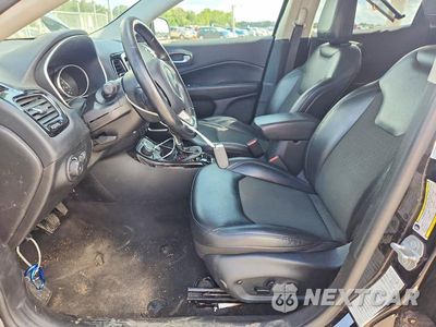 Zdjęcie 7 z 13 samochodu: 2019 JEEP COMPASS LATITUDE VIN:3C4NJDBB1KT713875 - miniatura
