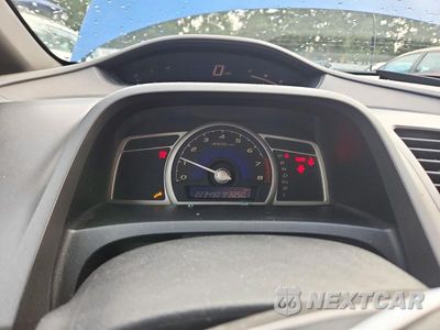 Zdjęcie 9 z 12 samochodu: 2006 HONDA CIVIC EX VIN:1HGFA16816L004724 - miniatura