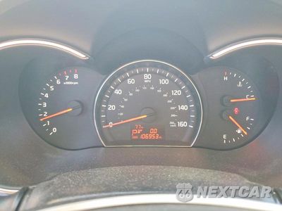 Zdjęcie 9 z 13 samochodu: 2014 KIA SORENTO LX VIN:5XYKT4A79EG484769 - miniatura