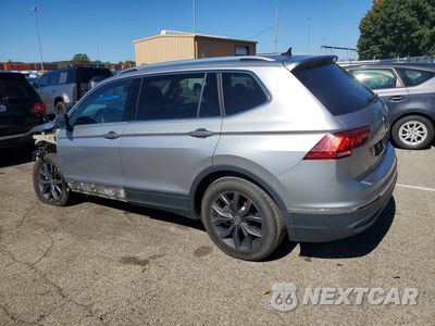 Drugie zdjęcie samochodu z przodu: 2022 VOLKSWAGEN TIGUAN SE VIN:3VV2B7AX1NM100010 - miniatura