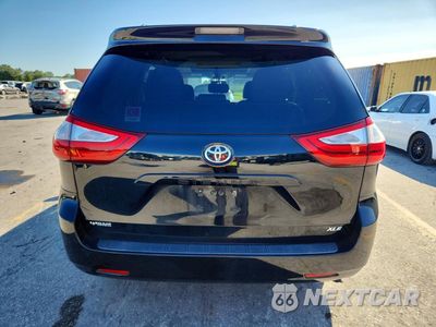 Zdjęcie 6 z 13 samochodu: 2017 TOYOTA SIENNA XLE 8-PASSENGER VIN:5TDYZ3DC4HS780852 - miniatura