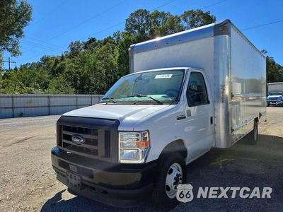 2023 FORD E350 BOX TRUCK 1FDWE3FN6PDD11124 - główne zdjęcie licytacji z USA - miniatura