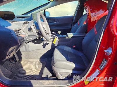 Zdjęcie 7 z 13 samochodu: 2026 TOYOTA PRIUS PLUG-IN HYBRID XSE VIN:JTDACACU2T3078492 - miniatura