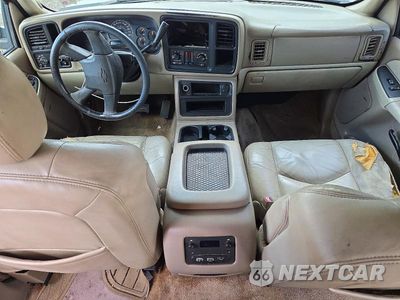 Zdjęcie 8 z 12 samochodu: 2003 CHEVROLET TAHOE C1500 VIN:1GNEC13Z63R251352 - miniatura