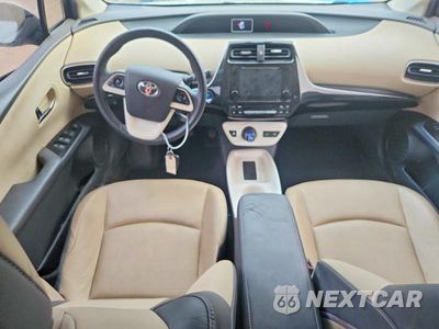 Zdjęcie 8 z 13 samochodu: 2016 TOYOTA PRIUS FOUR VIN:JTDKARFUXG3000147 - miniatura