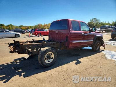 Trzecie zdjęcie samochodu z tyłu: 2004 GMC SIERRA C2500 HEAVY DUTY VIN:1GTHC29264E374275 - miniatura