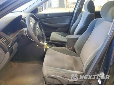Zdjęcie 7 z 12 samochodu: 2003 HONDA ACCORD LX VIN:1HGCM56393A086912 - miniatura
