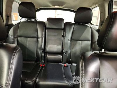 Zdjęcie 10 z 13 samochodu: 2018 NISSAN PATHFINDER SL VIN:5N1DR2MM1JC674833 - miniatura