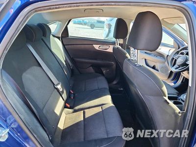 Zdjęcie 10 z 12 samochodu: 2022 KIA FORTE LXS VIN:3KPF24AD7NE462891 - miniatura
