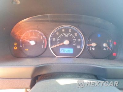 Zdjęcie 9 z 13 samochodu: 2009 HYUNDAI SANTA FE GLS VIN:5NMSG13D69H312930 - miniatura