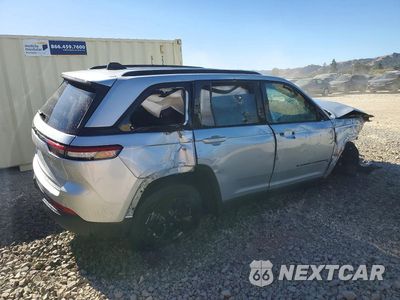 Trzecie zdjęcie samochodu z tyłu: 2025 JEEP GRAND CHEROKEE LAREDO VIN:1C4RJHAG3SC323278 - miniatura