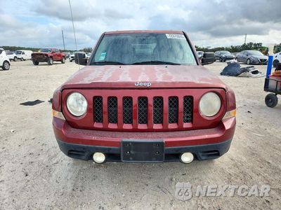 Piąte zdjęcie samochodu w środku: 2011 JEEP PATRIOT SPORT VIN:1J4NT1GB8BD151491 - miniatura