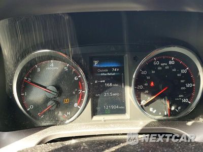 Zdjęcie 9 z 13 samochodu: 2017 TOYOTA RAV4 SE VIN:JTMNFREV9HD097765 - miniatura