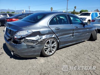 Trzecie zdjęcie samochodu z tyłu: 2018 MERCEDES-BENZ C 300 VIN:55SWF4JB2JU254116 - miniatura