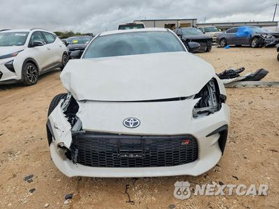 Piąte zdjęcie samochodu w środku: 2026 TOYOTA GR86 PREMIUM VIN:JF1ZNBE17T8078650 - miniatura