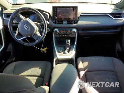 Zdjęcie 8 z 14 samochodu: 2021 TOYOTA RAV4 PRIME SE VIN:JTMAB3FV1MD041027 - miniatura