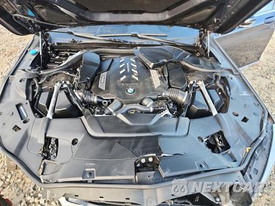 Zdjęcie 11 z 12 samochodu: 2020 BMW 750 XI VIN:WBA7U2C04LGM26924 - miniatura