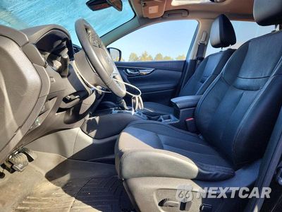 Zdjęcie 7 z 12 samochodu: 2017 NISSAN ROGUE SPORT SL VIN:JN1BJ1CR5HW104484 - miniatura