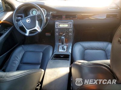 Zdjęcie 8 z 12 samochodu: 2011 VOLVO XC70 T6 VIN:YV4902BZ2B1115157 - miniatura