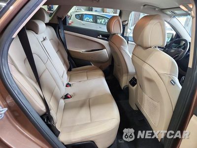 Zdjęcie 11 z 13 samochodu: 2017 HYUNDAI TUCSON SE PLUS VIN:KM8J3CA41HU452649 - miniatura