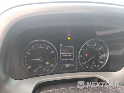Zdjęcie 9 z 13 samochodu: 2018 TOYOTA RAV4 LE VIN:JTMZFREV5JJ750617 - miniatura