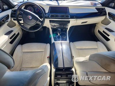 Zdjęcie 8 z 12 samochodu: 2014 BMW ALPINA B7 VIN:WBAYE8C55EDS16062 - miniatura