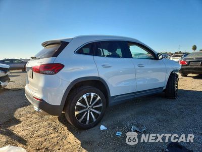 Trzecie zdjęcie samochodu z tyłu: 2022 MERCEDES-BENZ GLA 250 4MATIC VIN:W1N4N4HB9NJ396407 - miniatura